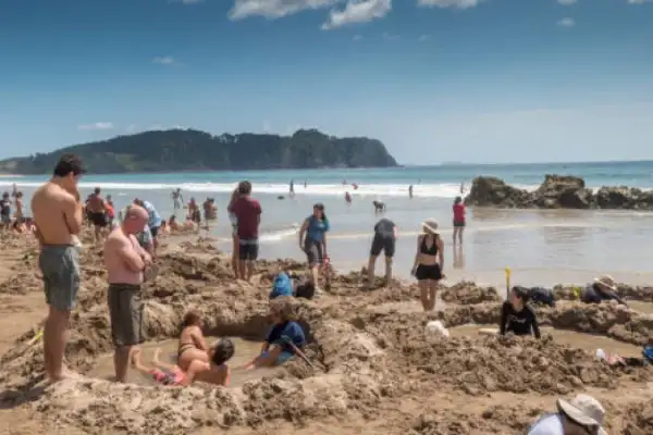 Hot Water Beach  - Whitianga
