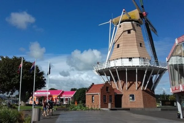 Te Awahou Nieuwe Stroom    