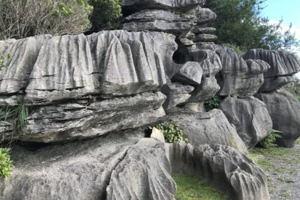 Labyrinth Rocks - Takaka