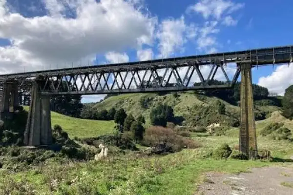 Manawapou Viaduct Walkway 