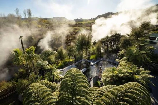 Waikite Valley Hot pools 