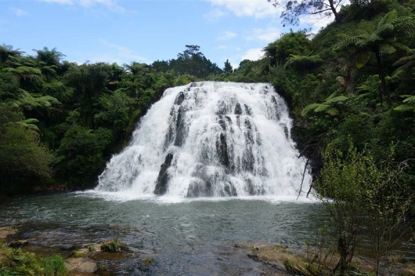 Owharoa Falls 